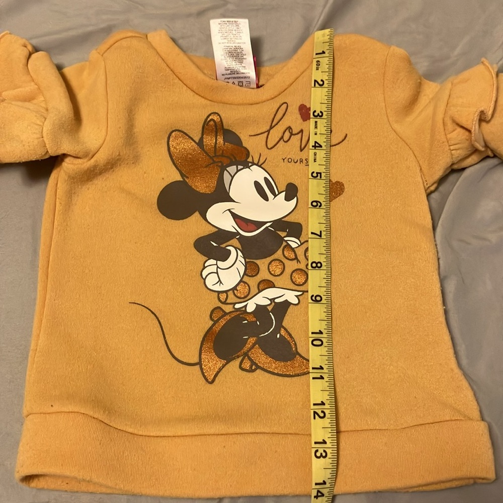 🌸 3/$15 Disney junior Minnie Mouse sweater - Picture 9 of 9